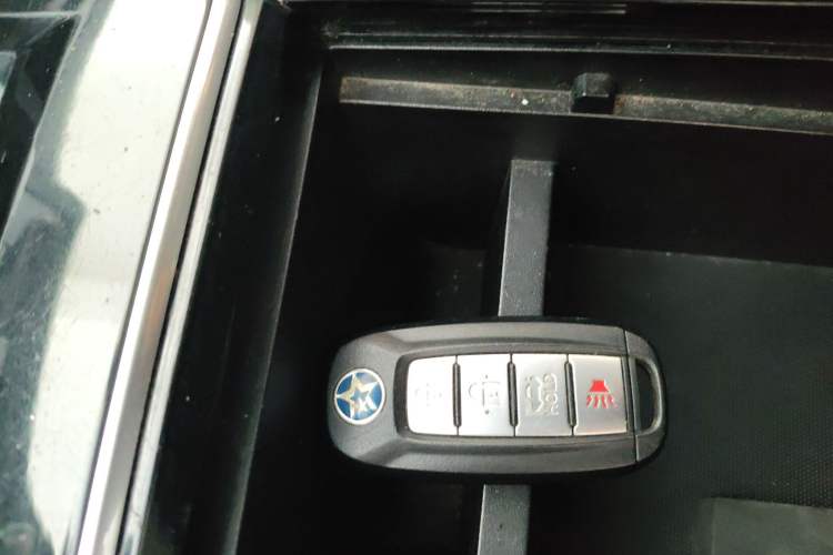 Used Venucia D60EV 2020 Standard Range Smart Drive Version – Ride-Hailing Large-Screen Edition Interior 1
