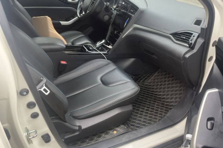 Used Venucia D60EV 2020 Standard Range Smart Drive Edition Interior 7