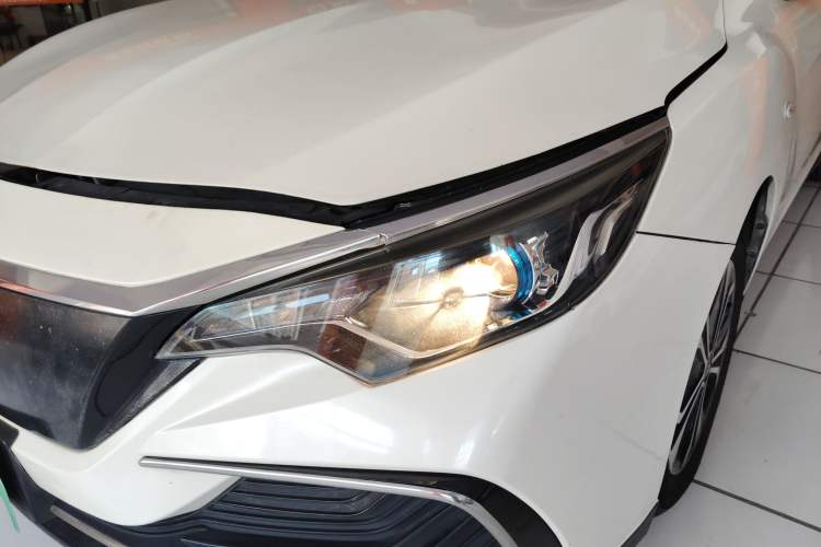 Used Venucia D60EV 2020 Standard Range Smart Drive Version – Ride-Hailing Large-Screen Edition Left Front Headlight
