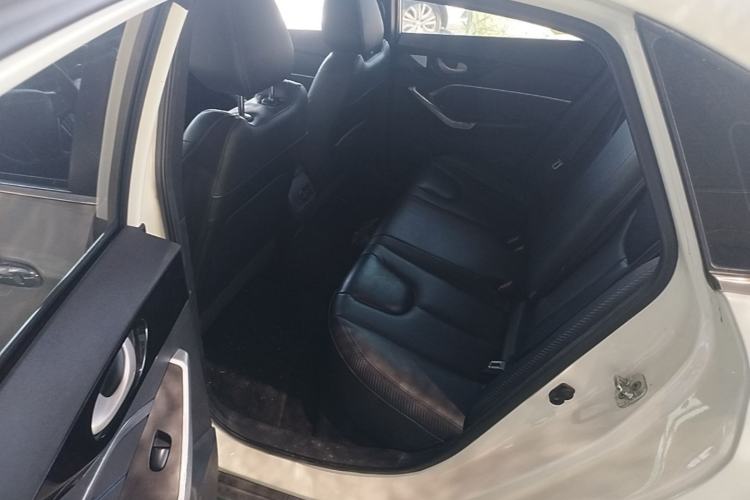 Used Venucia D60EV  Left Rear Seat