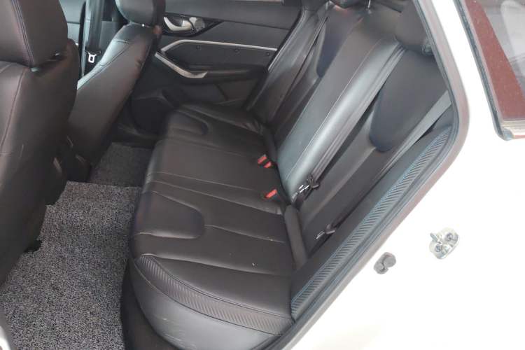 Used Venucia D60EV 2020 Standard Range Smart Drive Version – Ride-Hailing Large-Screen Edition Left Rear Seat