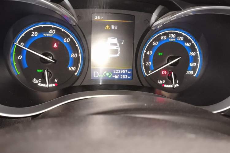 Used Venucia D60EV 2020 Standard Range T3 Odometer Close Up
