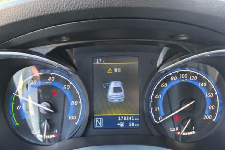 Used Venucia D60EV 2020 Standard Range Smart Drive Edition Odometer Close Up