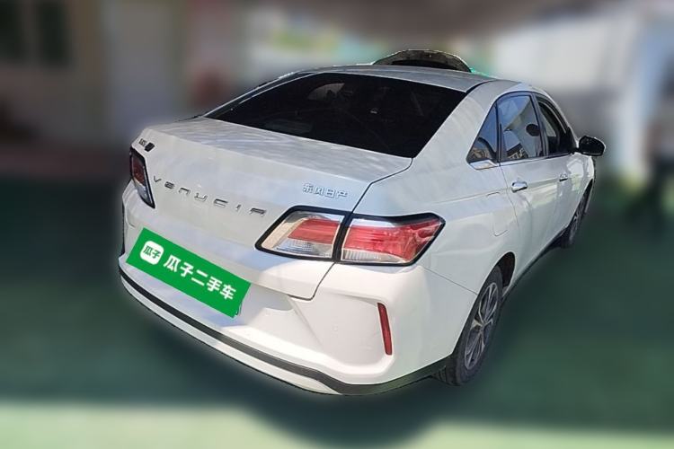 Used Venucia D60EV  Rear Right 45 Deg