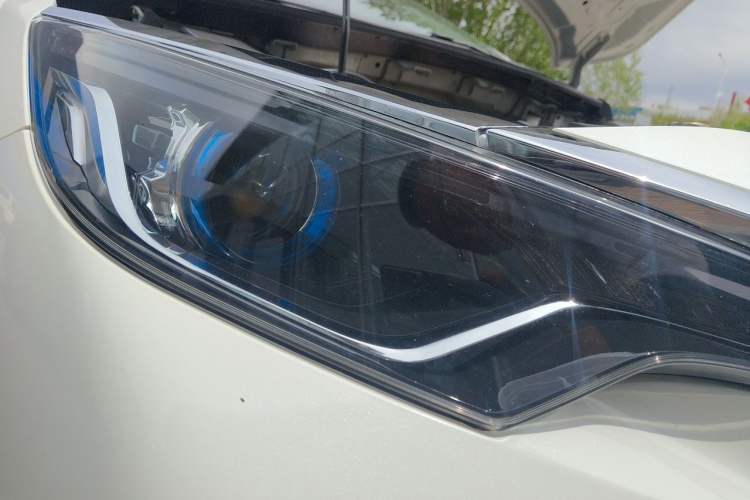 Used Venucia D60EV 2020 Standard Range Smart Drive Edition Right Front Headlight