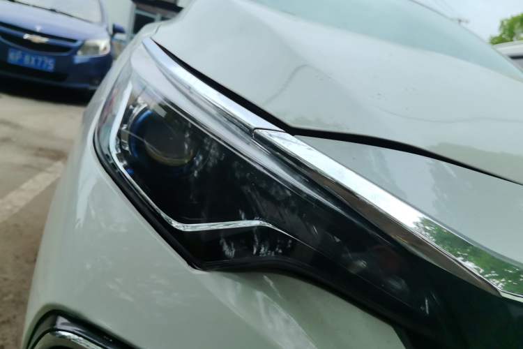 Used Venucia D60EV 2020 Standard Range Smart Drive Edition Right Front Headlight