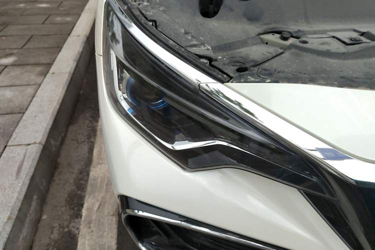 Used Venucia D60EV 2020 Standard Range Smart Drive Edition Right Front Headlight