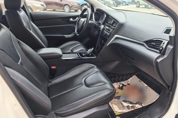 Used Venucia D60EV 2020 Standard Range Smart Drive Edition Right Front Seat