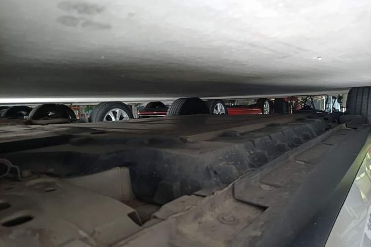 Used Venucia D60EV 2020 Standard Range Smart Drive Edition Right Side Sill
