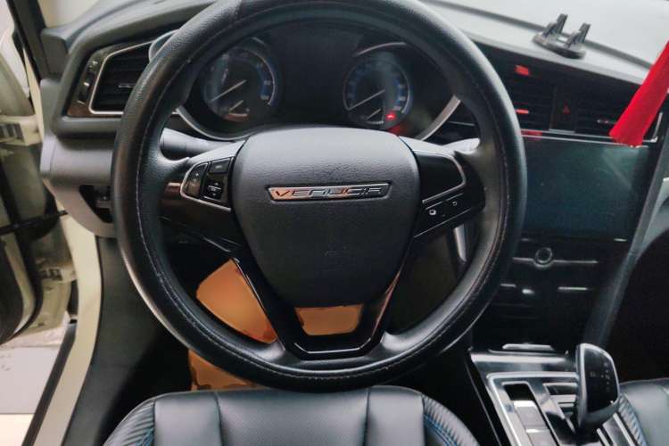 Used Venucia D60EV 2020 Standard Range Smart Drive Edition Steering Wheel