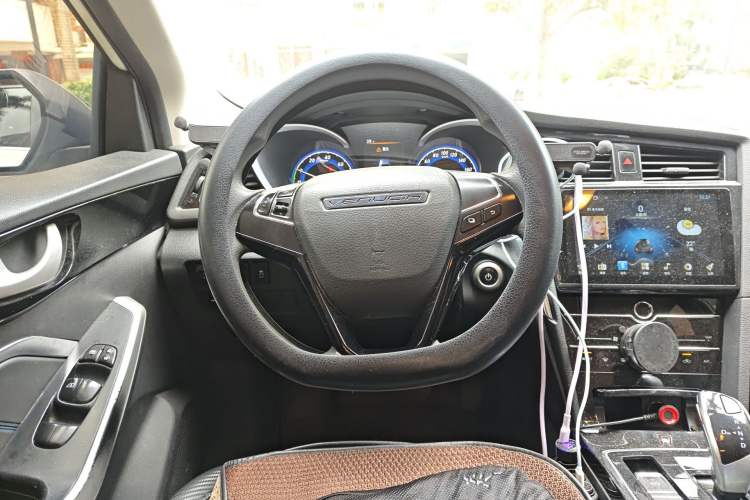 Used Venucia D60EV 2020 Standard Range Smart Drive Edition Steering Wheel