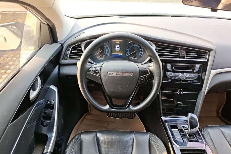 Used Venucia D60EV 2020 Standard Range Smart Drive Edition Steering Wheel