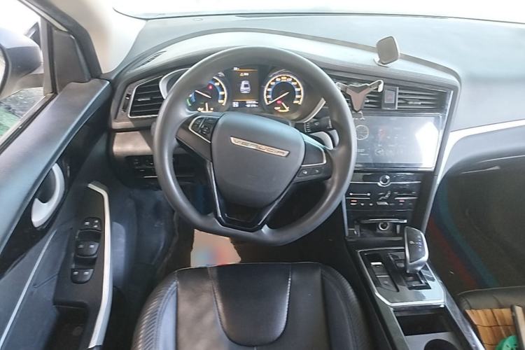 Used Venucia D60EV 2020 Standard Range Smart Drive Edition Steering Wheel
