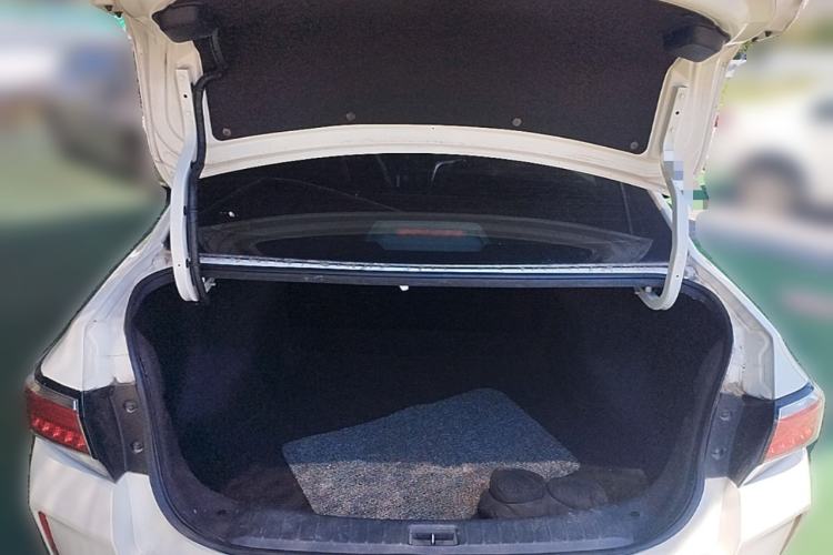 Used Venucia D60EV  Trunk