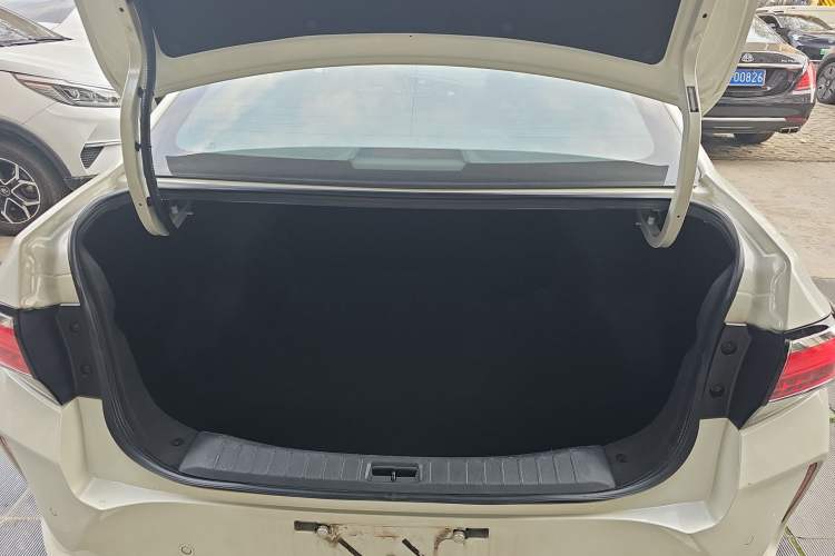Used Venucia D60EV 2020 Standard Range Smart Drive Edition Trunk