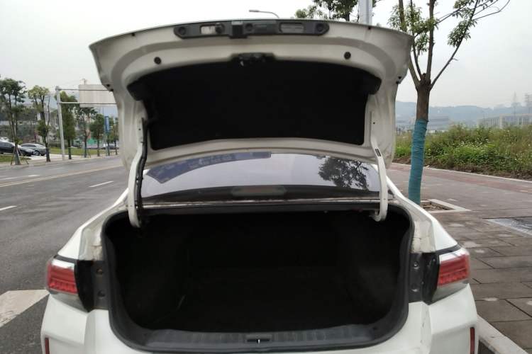 Used Venucia D60EV 2020 Standard Range Smart Drive Edition Trunk