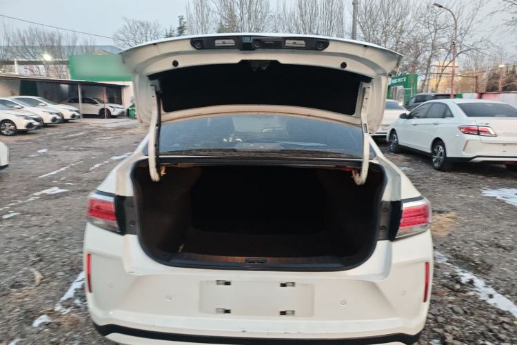 Used Venucia D60EV 2020 Standard Range T3 Trunk