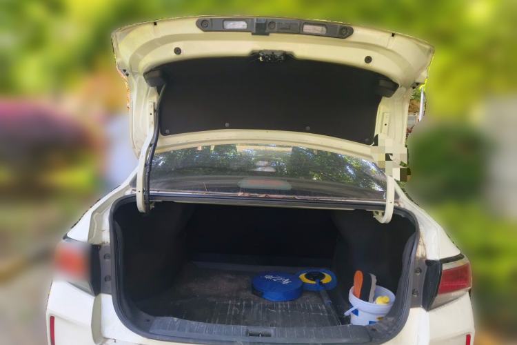 Used Venucia D60EV 2020 Standard Range T3 Trunk