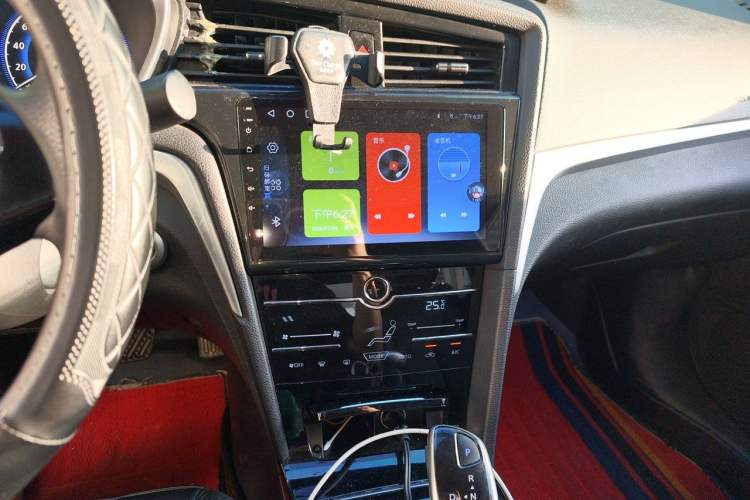 Used Venucia D60EV 2022 Standard Range Smart Drive Version Audio And AC Panel