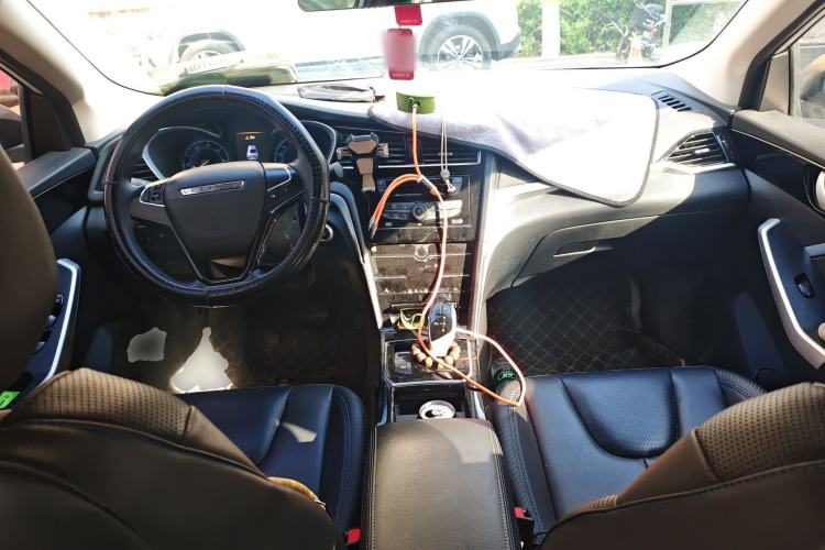 Used Venucia D60EV 2022 Standard Range Smart Drive Version Center Console