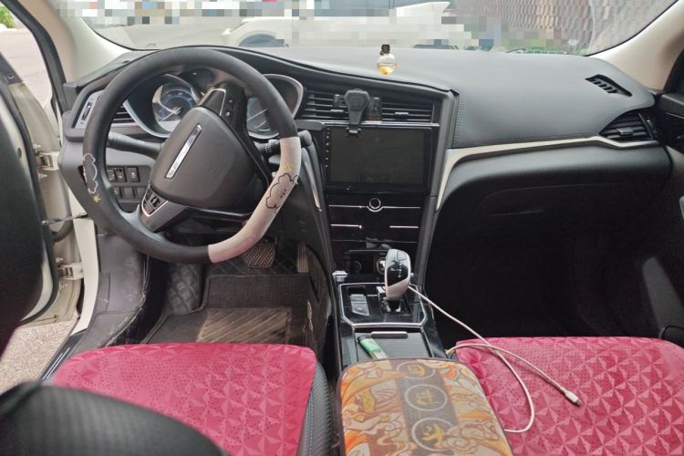 Used Venucia D60EV 2022 Battery-Swap Version Center Console