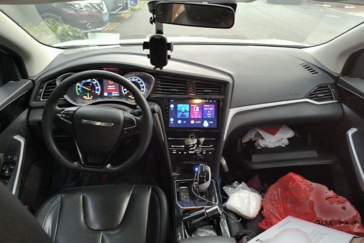 Used Venucia D60EV 2022 Standard Range Smart Drive Version Center Console