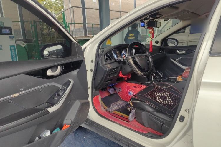Used Venucia D60EV 2022 Standard Range Smart Drive Version Driver Seat