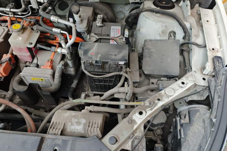 Used Venucia D60EV 2022 Standard Range Smart Drive Version Engine Bay Left