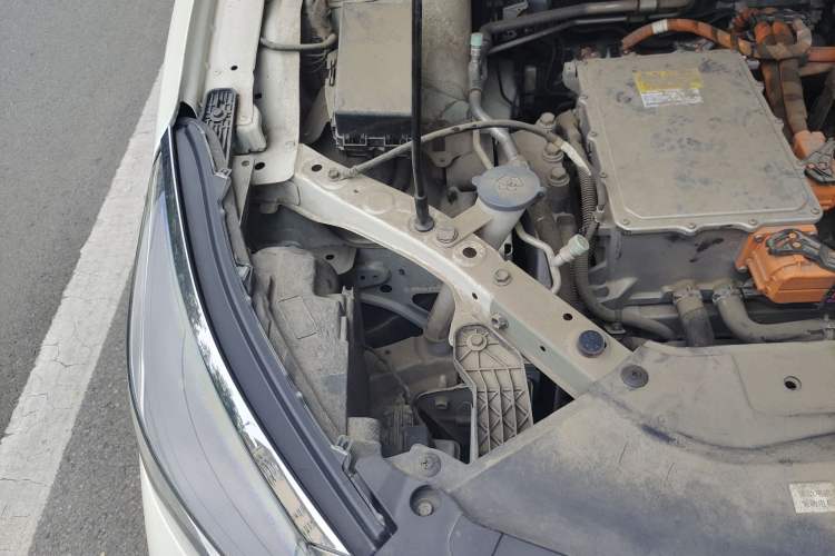 Used Venucia D60EV 2022 Battery-Swap Version Engine Bay Right
