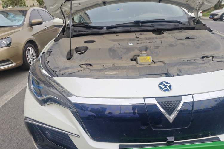 Used Venucia D60EV 2022 Standard Range Smart Drive Version Engine Bay Right
