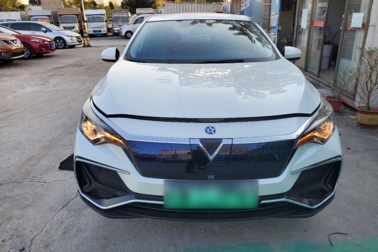 Used Venucia D60EV 2022 Standard Range T3 Exterior 1
