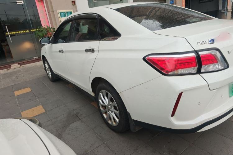Used Venucia D60EV 2022 Standard Range Smart Drive Version Exterior 3