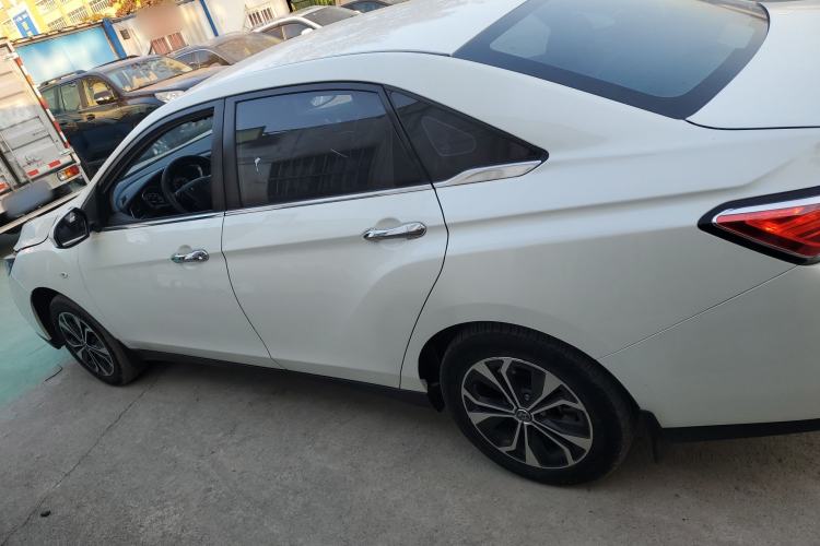 Used Venucia D60EV 2022 Standard Range T3 Exterior 3