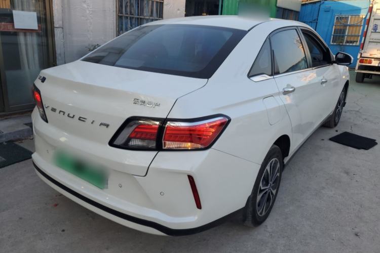 Used Venucia D60EV 2022 Standard Range T3 Exterior 5