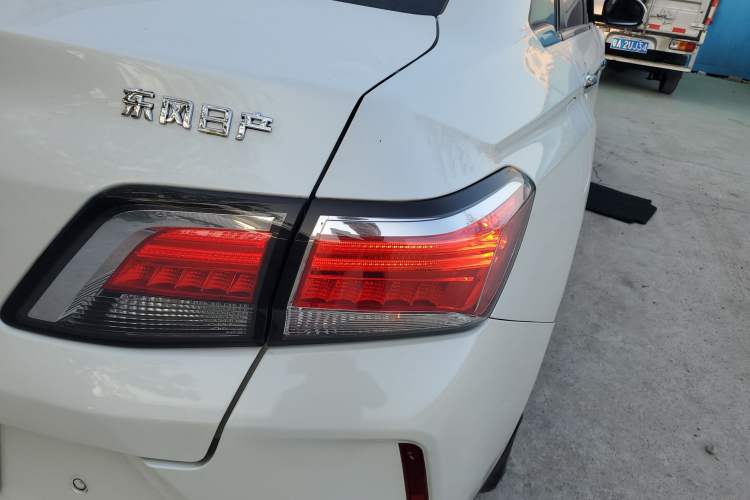 Used Venucia D60EV 2022 Standard Range T3 Exterior 6