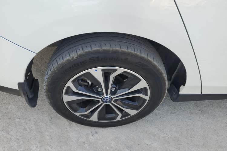 Used Venucia D60EV 2022 Standard Range T3 Exterior 8