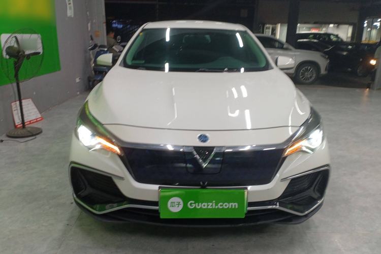 Used Venucia D60EV 2022 Standard Range Smart Drive Version Front