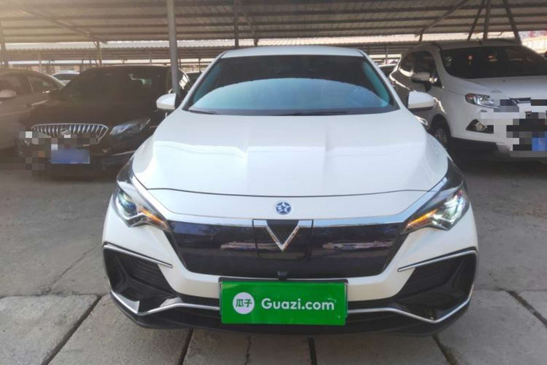 Used Venucia D60EV 2022 Standard Range Smart Drive Version Front