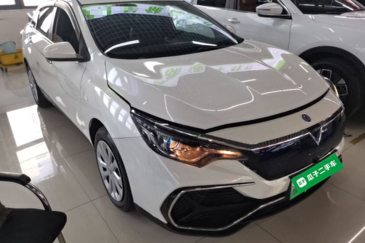Used Venucia D60EV 2022 Standard Range Smart Edition Front Right 45 Deg