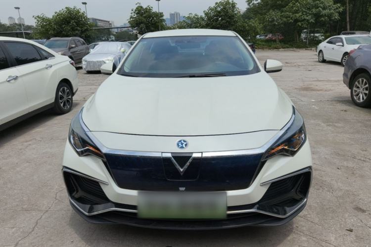 Used Venucia D60EV 2022 Standard Range Comfort Edition Front