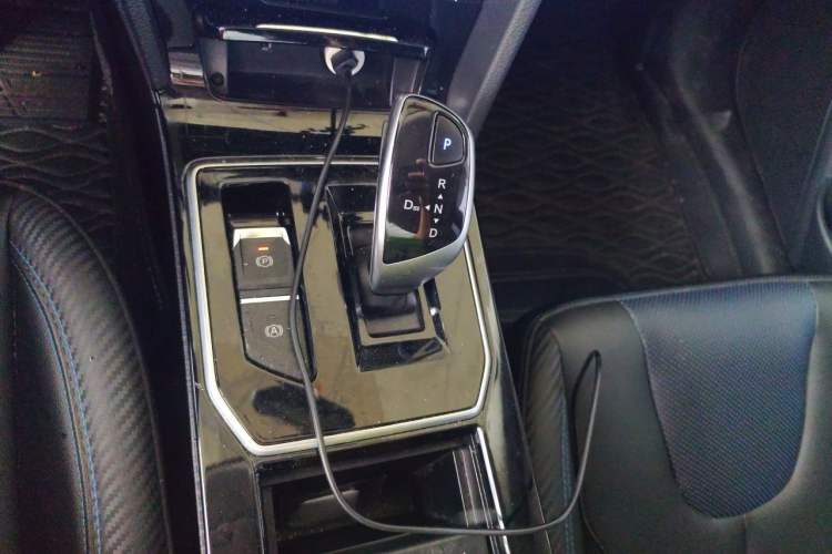 Used Venucia D60EV 2022 Standard Range Smart Drive Version Gear Lever