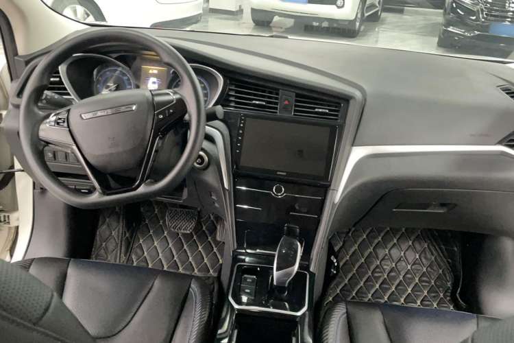 Used Venucia D60EV 2022 Standard Range Smart Drive Version Interior 3