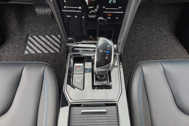Used Venucia D60EV 2022 Standard Range Smart Drive Version Interior 4