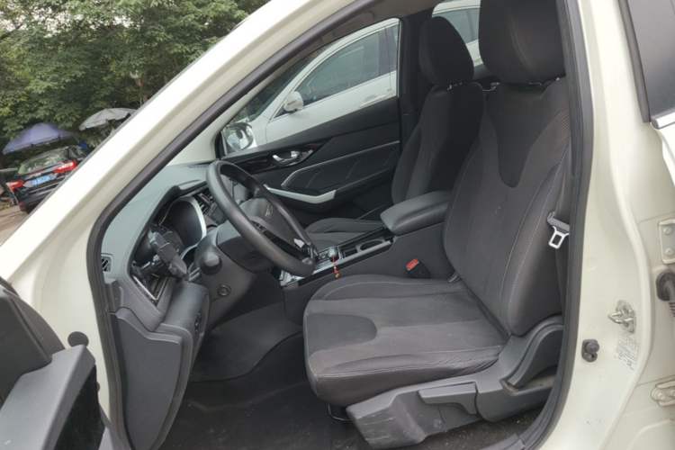 Used Venucia D60EV 2022 Standard Range Comfort Edition Left Front Seat