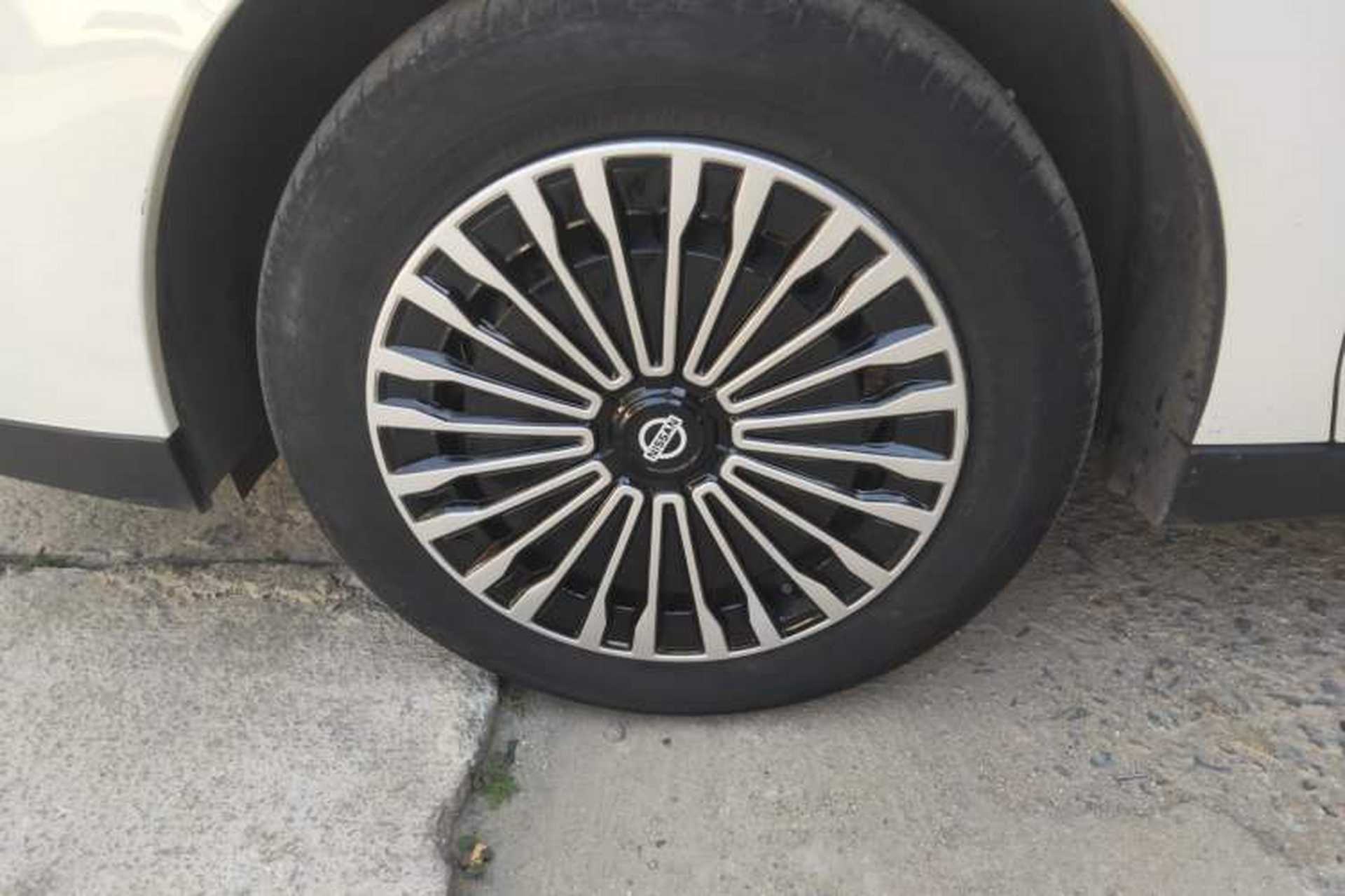 Used Venucia D60EV 2022 Standard Range Smart Drive Version Left Front Wheel Hub