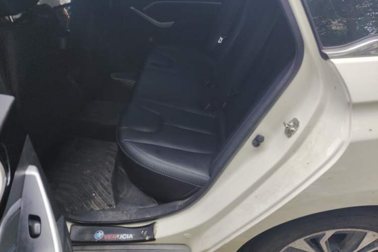 Used Venucia D60EV 2022 Battery-Swap Version Left Rear Seat
