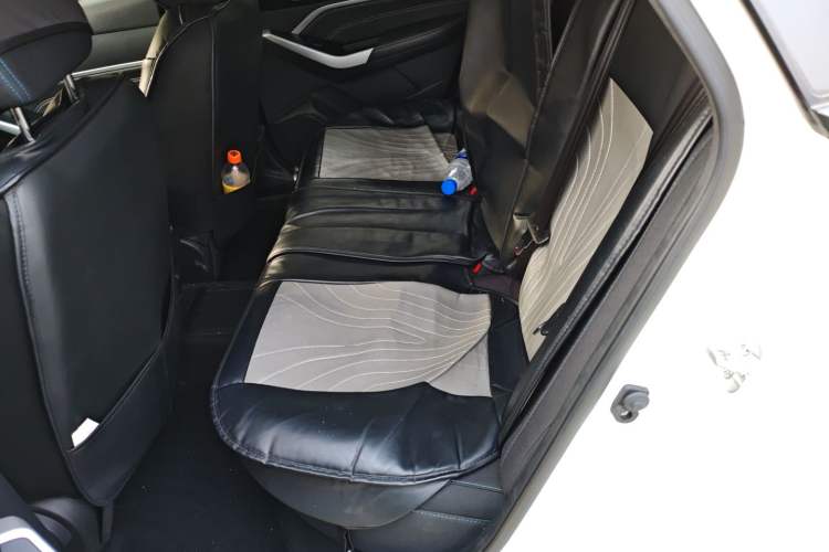 Used Venucia D60EV 2022 Standard Range Comfort Edition Left Rear Seat