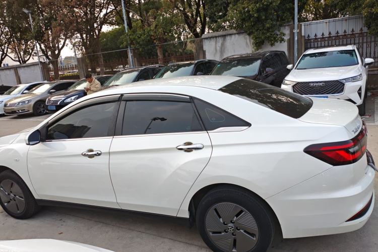 Used Venucia D60EV 2022 Standard Range Comfort Edition Left Side