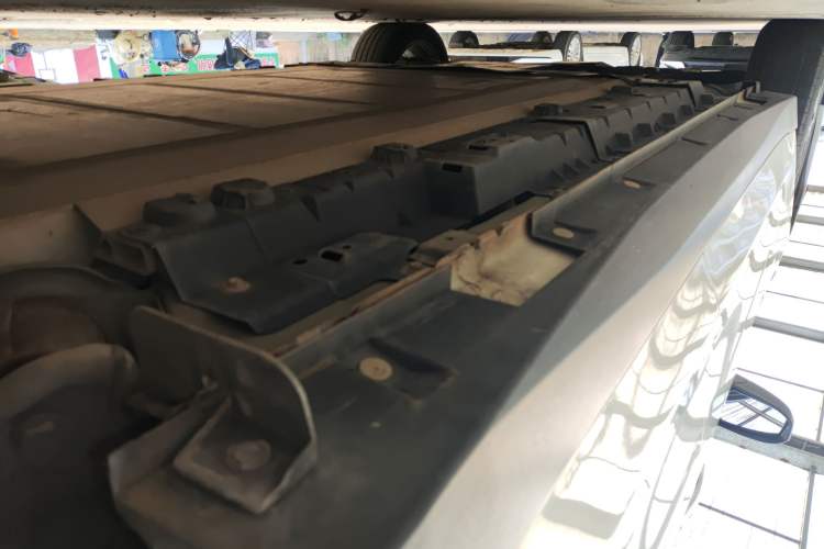 Used Venucia D60EV 2022 Standard Range Smart Drive Version Left Side Sill