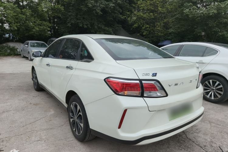 Used Venucia D60EV 2022 Standard Range Comfort Edition Rear Left 45 Deg